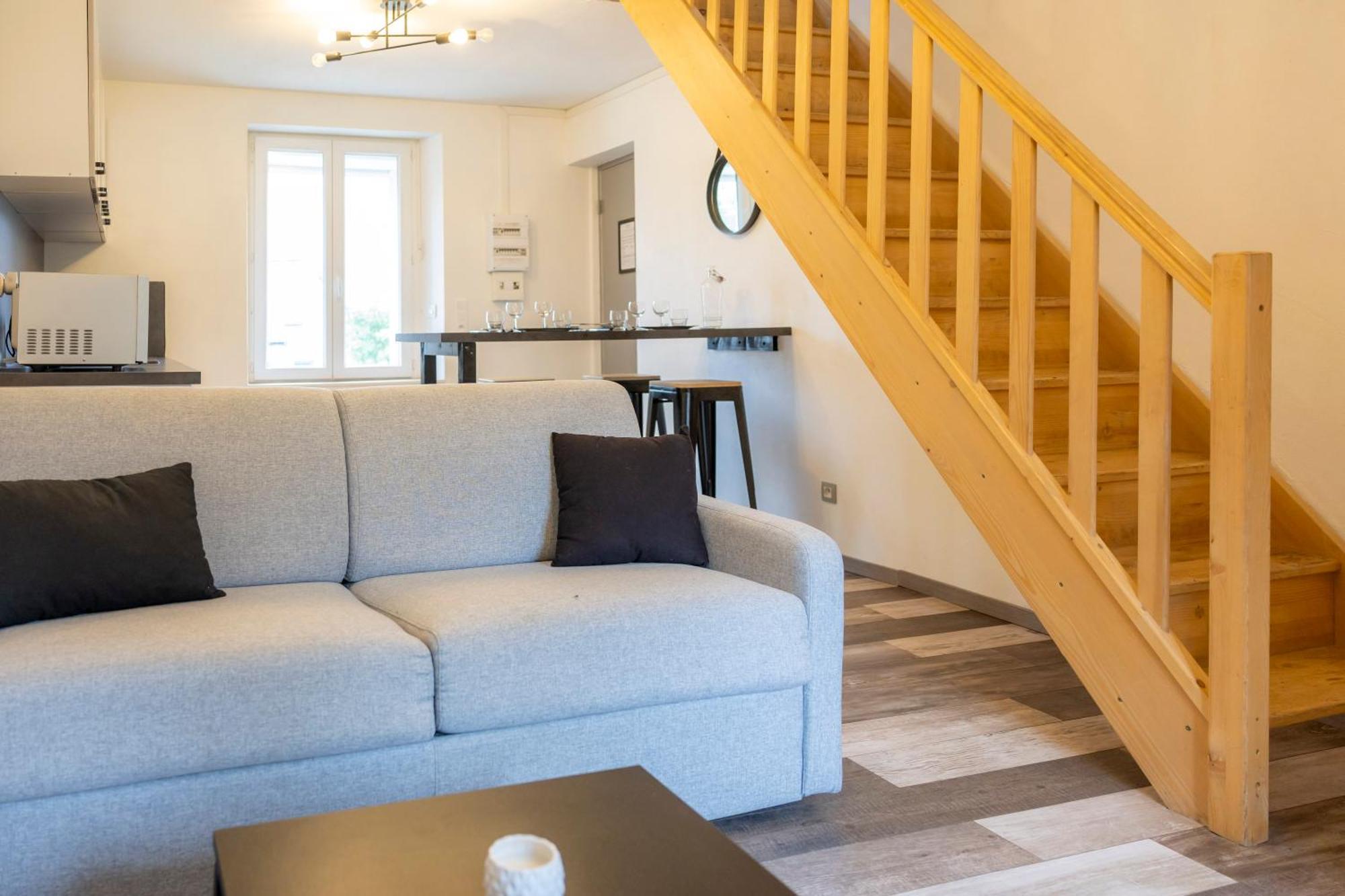 T2 Contemporain Idealement Situe Briancon  Exterior photo