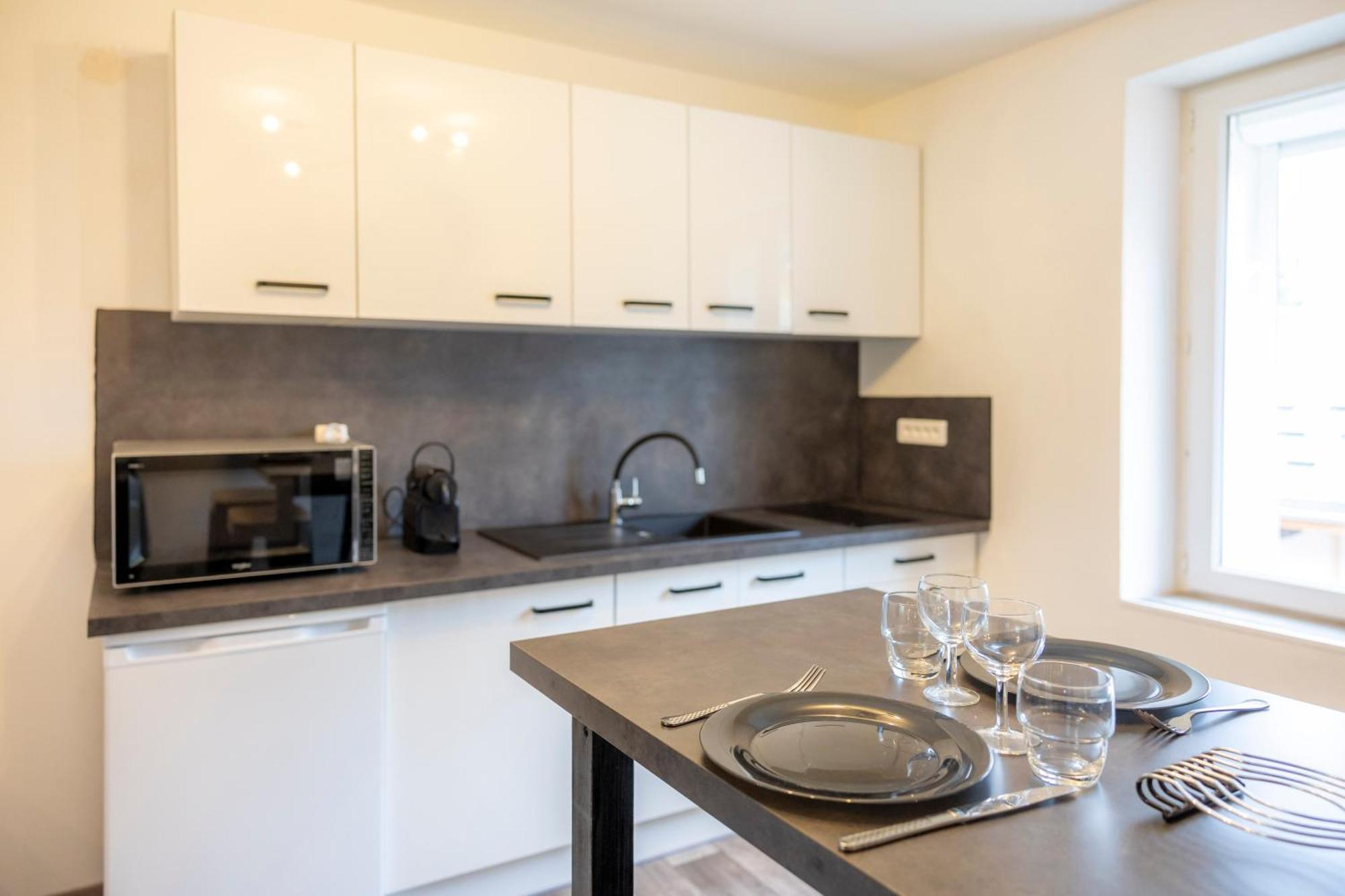T2 Contemporain Idealement Situe Briancon  Exterior photo